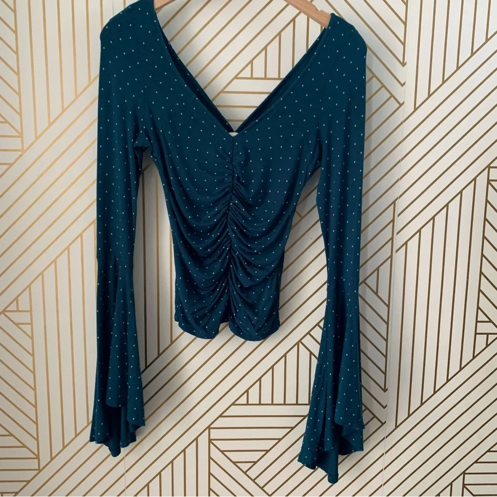 🍀 3/$30 We the Free what a babe polka dot ruched cinched bell sleeve bohemian XS - Picture 11 of 13